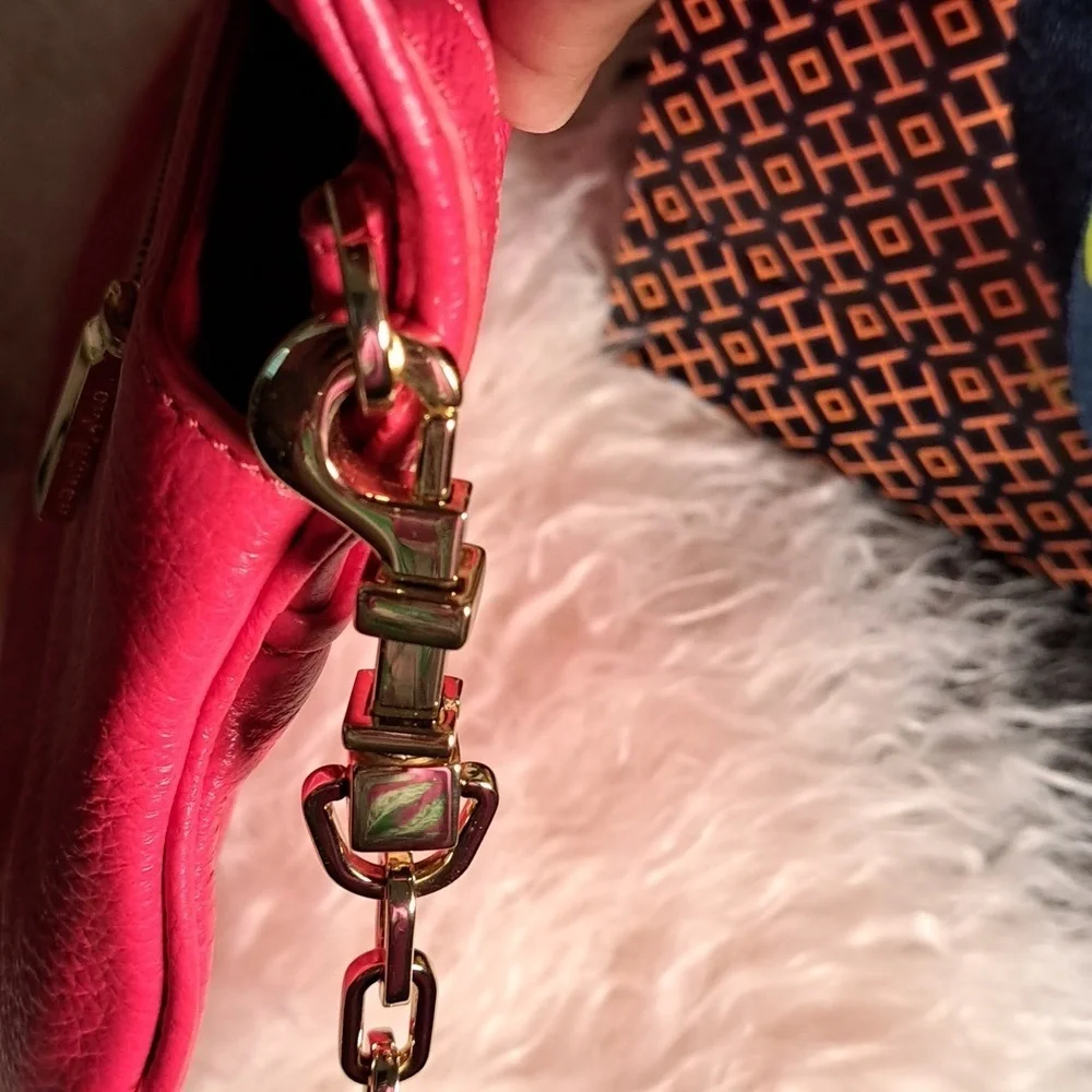Tory Burch NWOTs Amanda Logo Clutch Crossbody